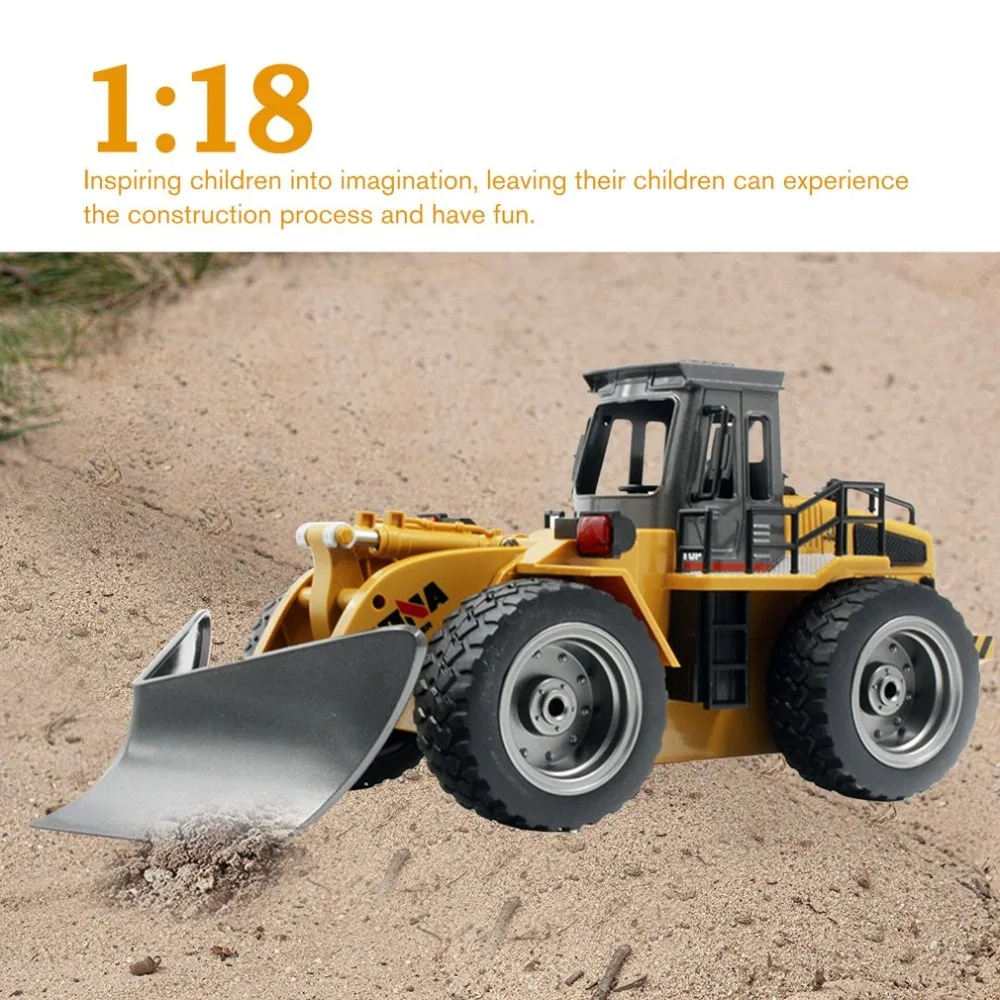 HUINA 1586 1:18 6CH Die-Cast Alloy Remote Control Snowplough Engineering Truck Static Model Toy Caterpillar Wheel Kids Toys Gift