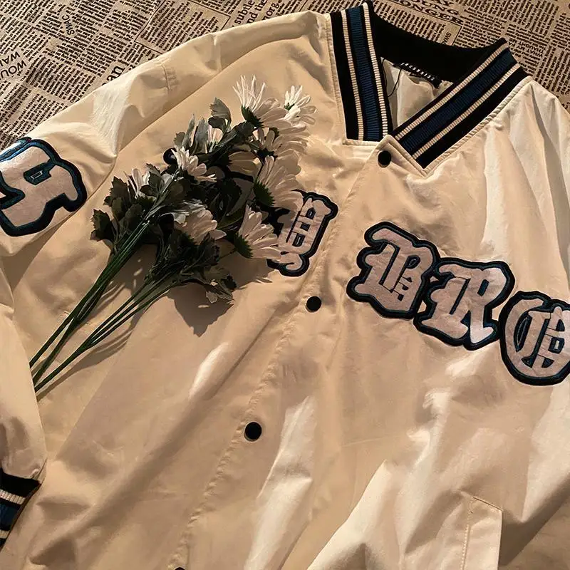 

White baseball uniform jacket energetic men and women 2021 new Korean clothing fashion loose letter embroidery jacket women ins