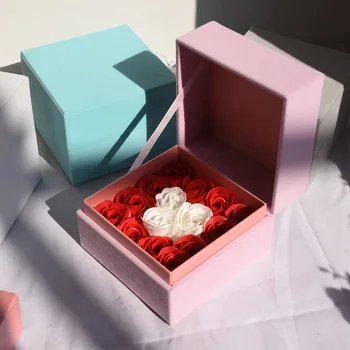 

Square Cardboard Gift Boxes Floral Gift Boxes Rose Flower Bouquet Arrangements Luxury Velvet Surprise Box Memory Keepsake Box