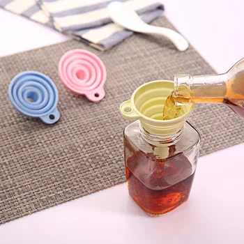 

1 Pcs Silicone Foldable Shape Snails Funnel Liquid Funnel Portable Oil Honey Kitchen Mini Tool Folding Portable Kitchen Funnels