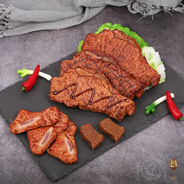 2Pcs Pretend Play Steak Toy Simulation Steak Display Props Play Food Play  Kitchen Accessories 