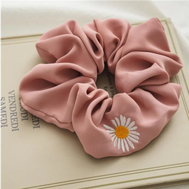 

Embroidered Daisy Hair Tie Scrunchies Solid Ponytail-Holder Hair Rope Korean Hair Accessories Elastic Hair Band Pleated