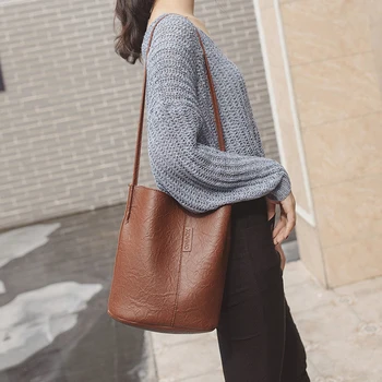 

Female handbag leather bucket luxury handbags designer 2020 famous brand big capacity shopping travel crossbody shoulder bag