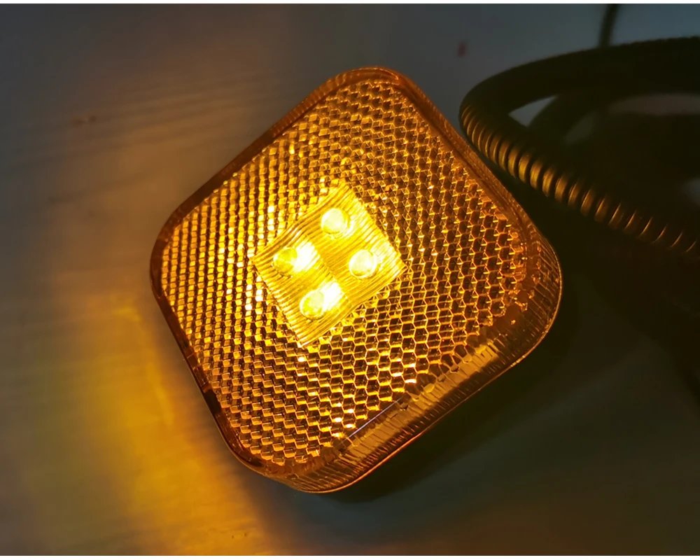รูปสินค้า อะไหล่รถบรรทุก MAN 24V LED Side Marker ด้านหน้าล้อ Fender