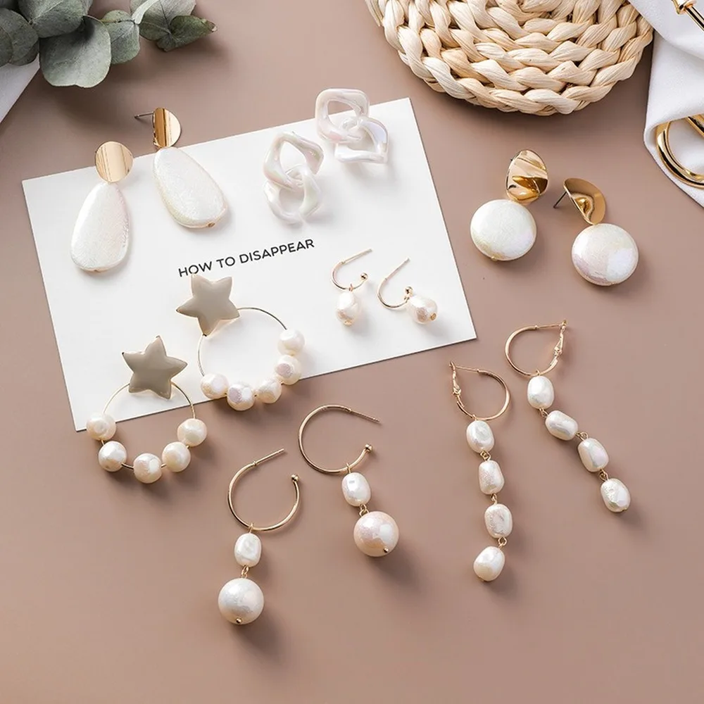 

Japanese Geometry Acrylic White Shell Pearl Earrings Retro Circle Star Simple Earring for Women Ornaments Jewelry Gift