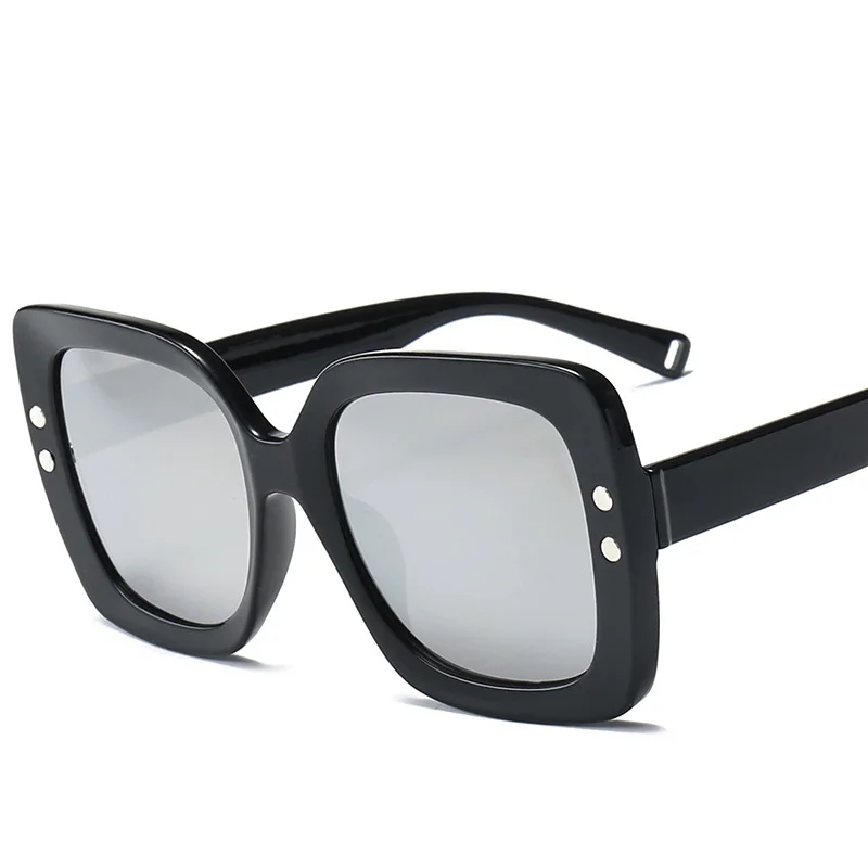 Модные квадратные солнцезащитные очки для женщин, классические негабаритные солнцезащитные очки, великолепные винтажные мужские очки, UV400 Оттенки для дам, Oculos De Sol - Цвет линз: C2 Black Silver