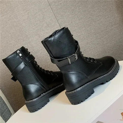 LZJ; коллекция года; женские осенние ботинки до середины икры на платформе; Женские ботинки в байкерском стиле на шнуровке в стиле панк; женские ботинки на низком каблуке с пряжкой и застежкой-молнией - Цвет: Черный
