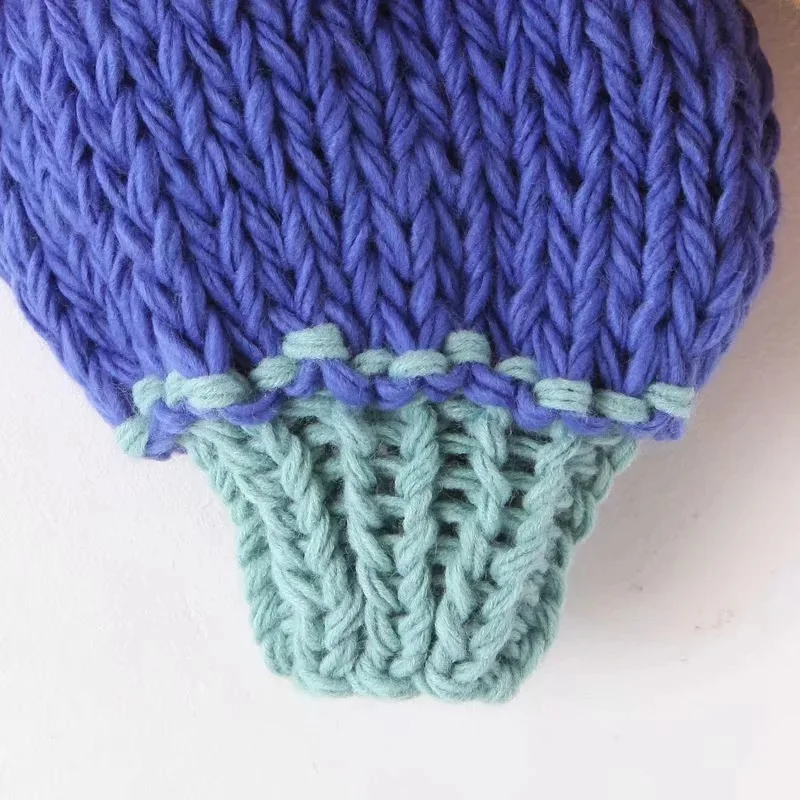 12590940832_1892239145