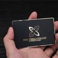 Вырез зеркало металлическая карта полный охват черный фон