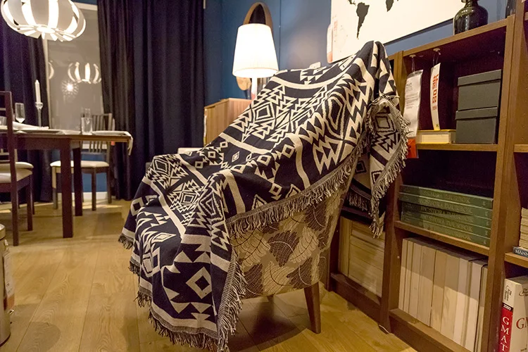 Direct sales new modern sofa cover single sofa towel carpet creative Tibetan blue geometric carpet home bedroom study balcony