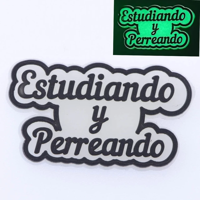 1pcs Glow in The Dark Croc Shoe Charms PVC Noctilucence Accessories Decoration Bad Bunny for Clogs JIBZ Button Charm Kids Gifts p2658