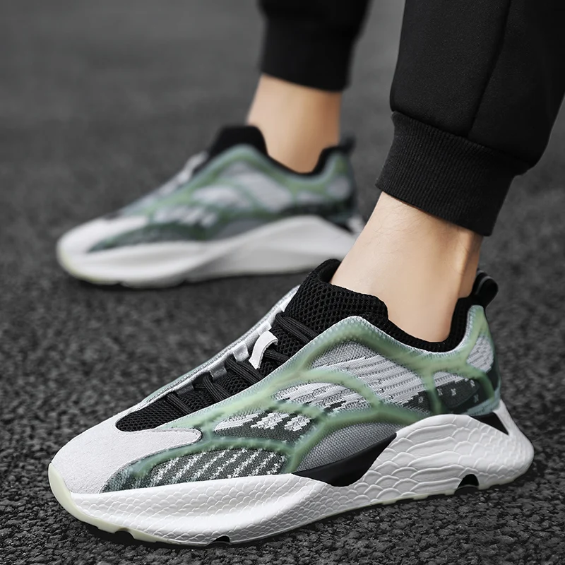 

New men's casual shoes lace up breathable all-around running men's sports shoes leisure platform high-heeled dad's shoes