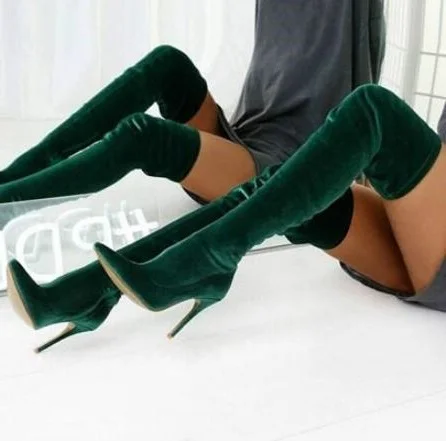 Лидер продаж; зеленые бархатные сапоги выше колена; женские облегающие зимние высокие сапоги на молнии с острым носком; обтягивающие высокие сапоги на высоком каблуке