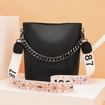 

Female bag new 2020 fashion shoulder chain bag female bag simple and elegant female bag wide shoulder crossbody bag