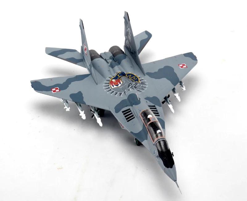 Изысканные 1/72 польский air force m-29ub Истребитель модель двухместная качеля для Тип сплав Коллекционная модель