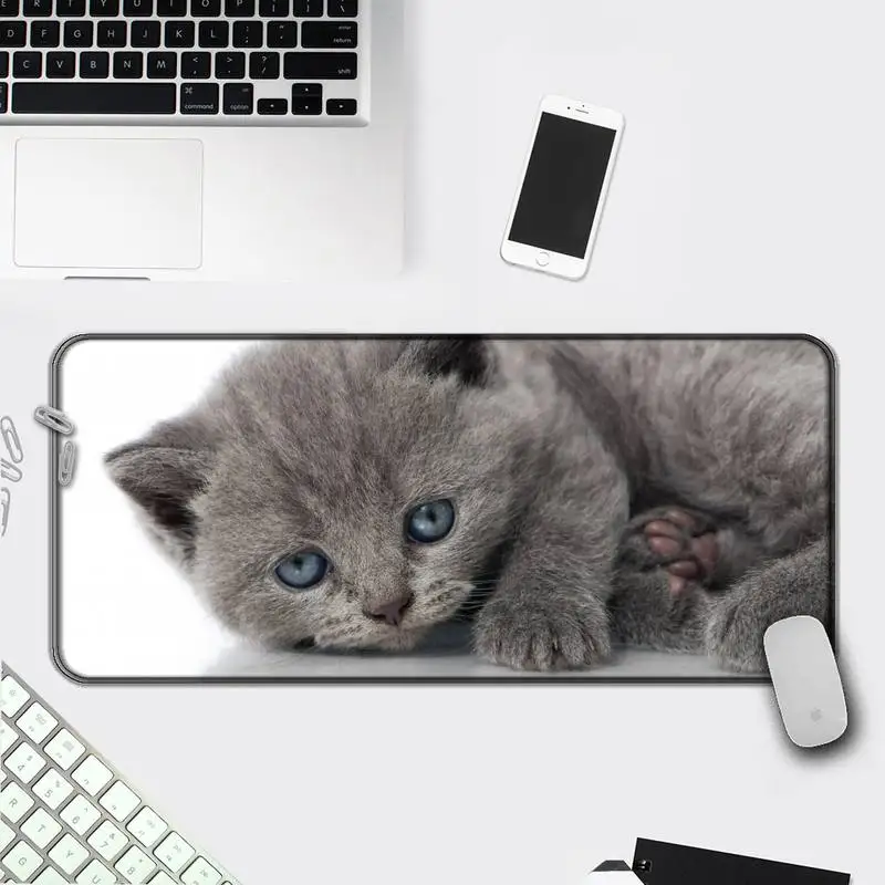 

Игровой коврик для мыши с милым котенком и забавным котом для ноутбука, компьютерная игровая мышь, Противоскользящий коврик из натурального каучука с фиксирующими краями, игровой коврик для мыши
