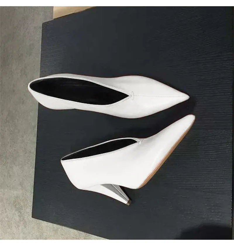 New V-mouth Pumps Women Shoes Sexy Pointed Toe Grandmother Shoe Woman Pumps Shallow Rhinestone Single Lady High Small Heels Shoe