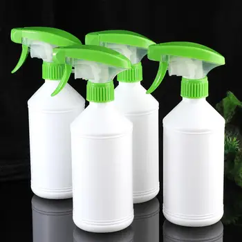 

4pcs 500ml Mist Pump Bottle Spray Bottle Water Spray Empty Sprayer Refillable Bottle Disinfection Water Bottle (Random Color)