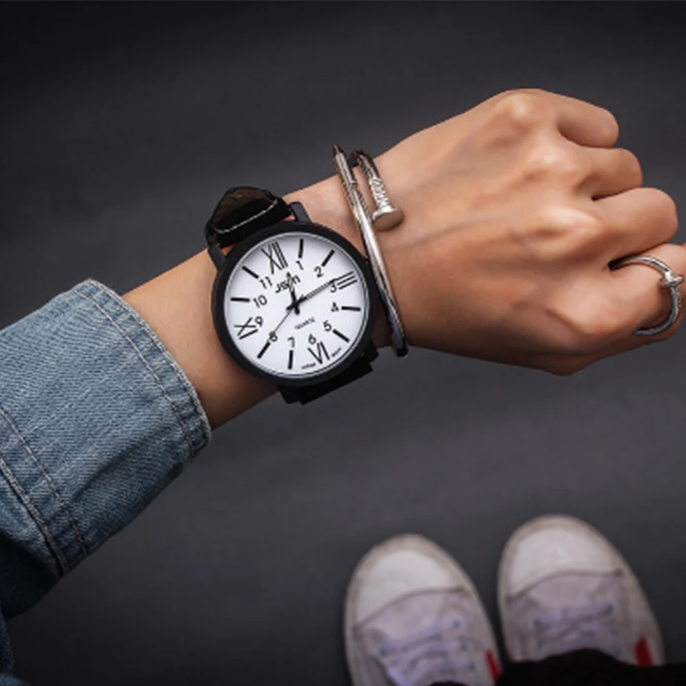 

Lovers Wrist Watch Mens Womens Bracelet Watches Female Quartz Wristwatches Fashion Clock Ladies Watch Couple Roman Watches