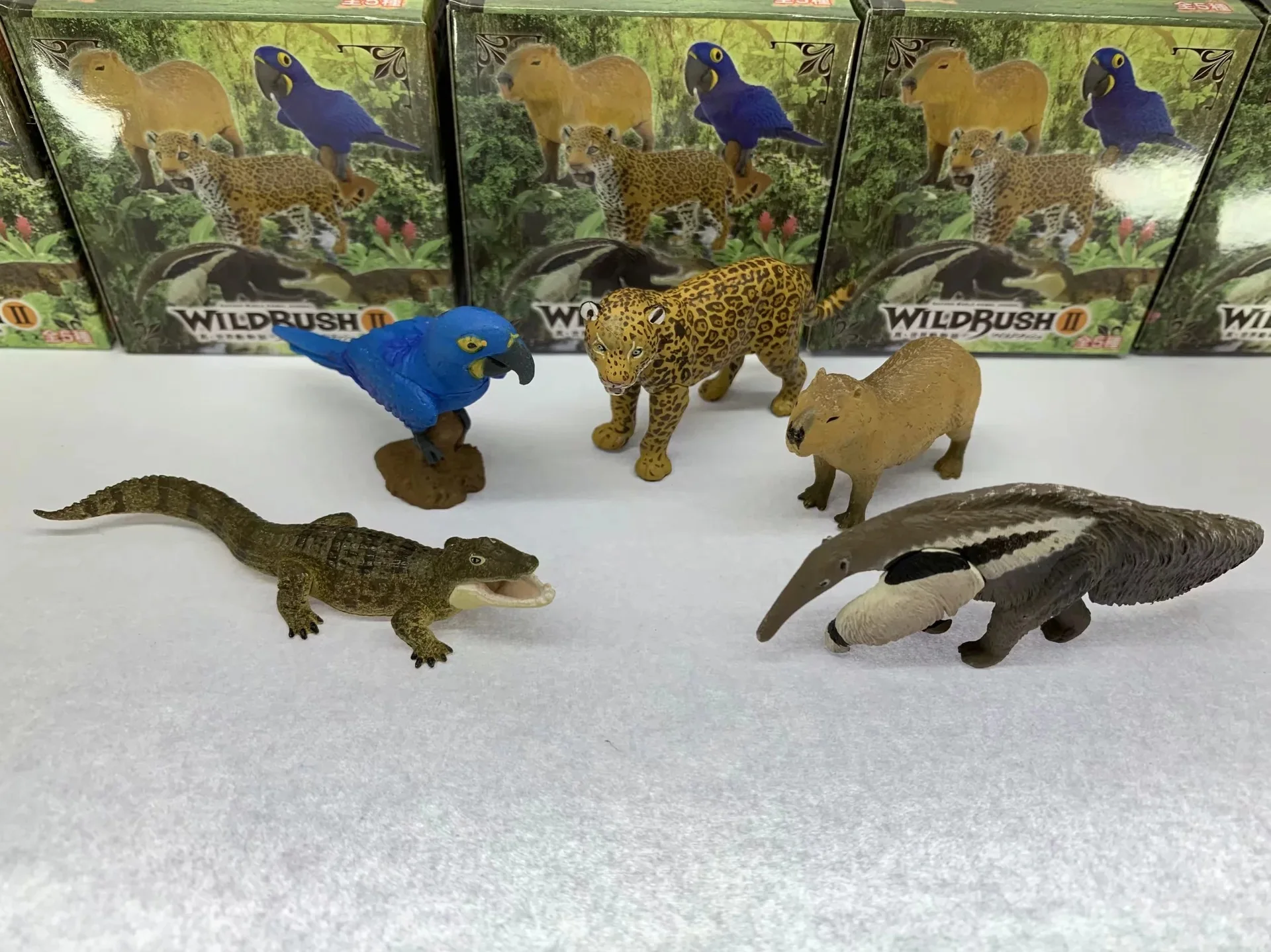 

Anime Garage Kit 5-Torrid Zone Animal 1 Generation Parrot Leopard Relate Model Ornaments