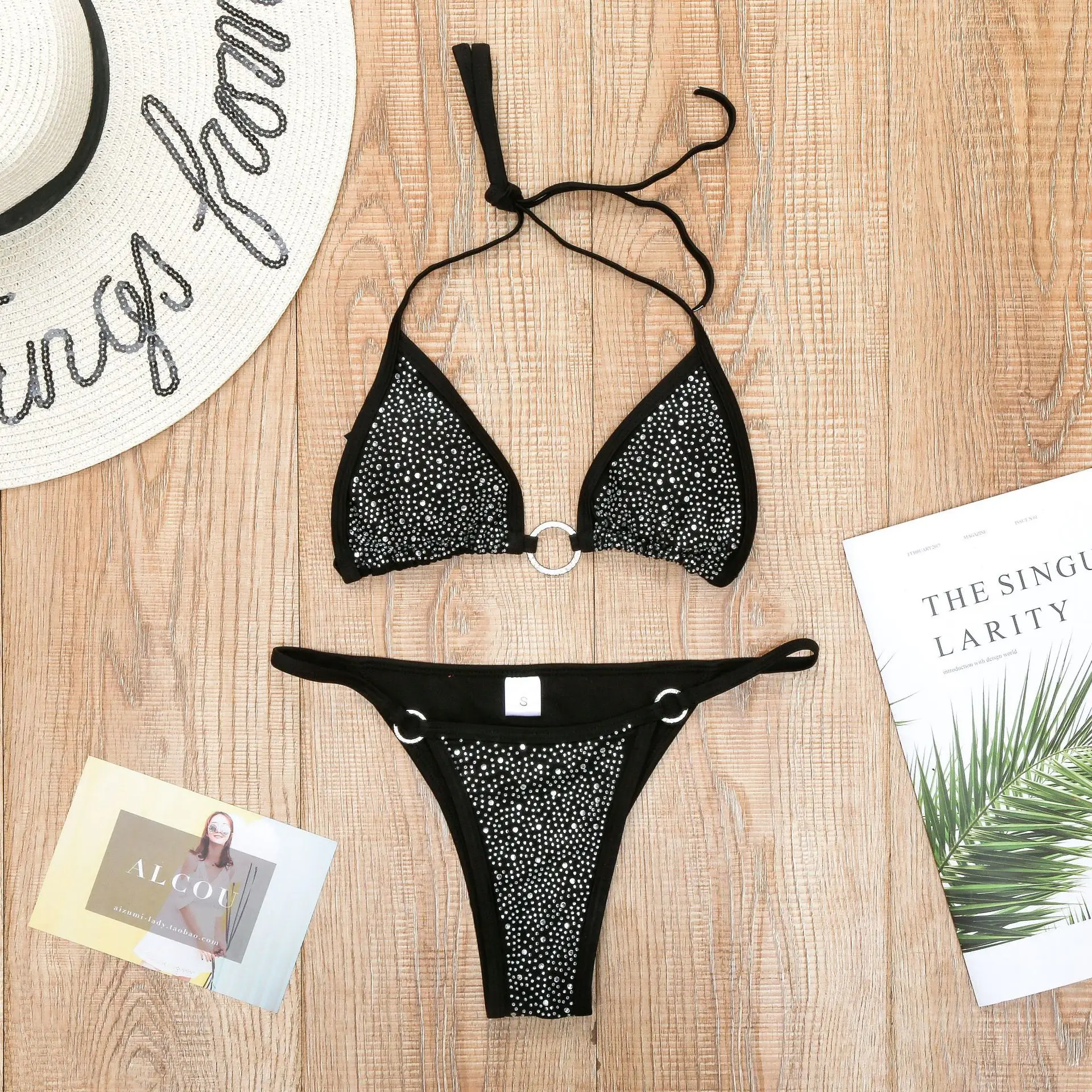 micro bikini