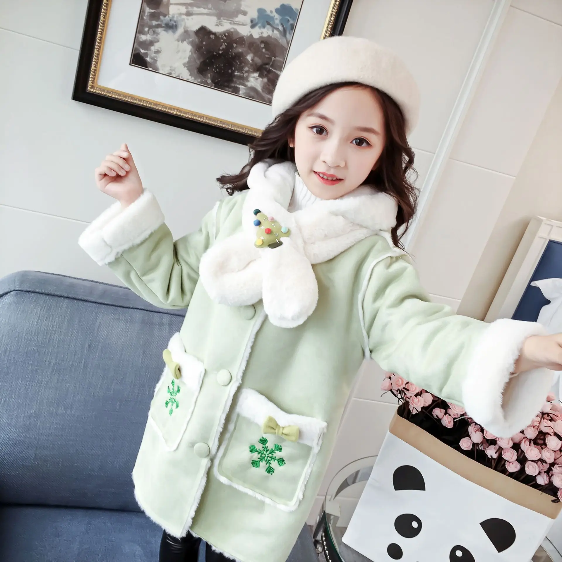 

2019 New Style Sweet CHILDREN'S Jacket Girls Winter Big Boy Children Christmas Tree Thick Fur Clothing