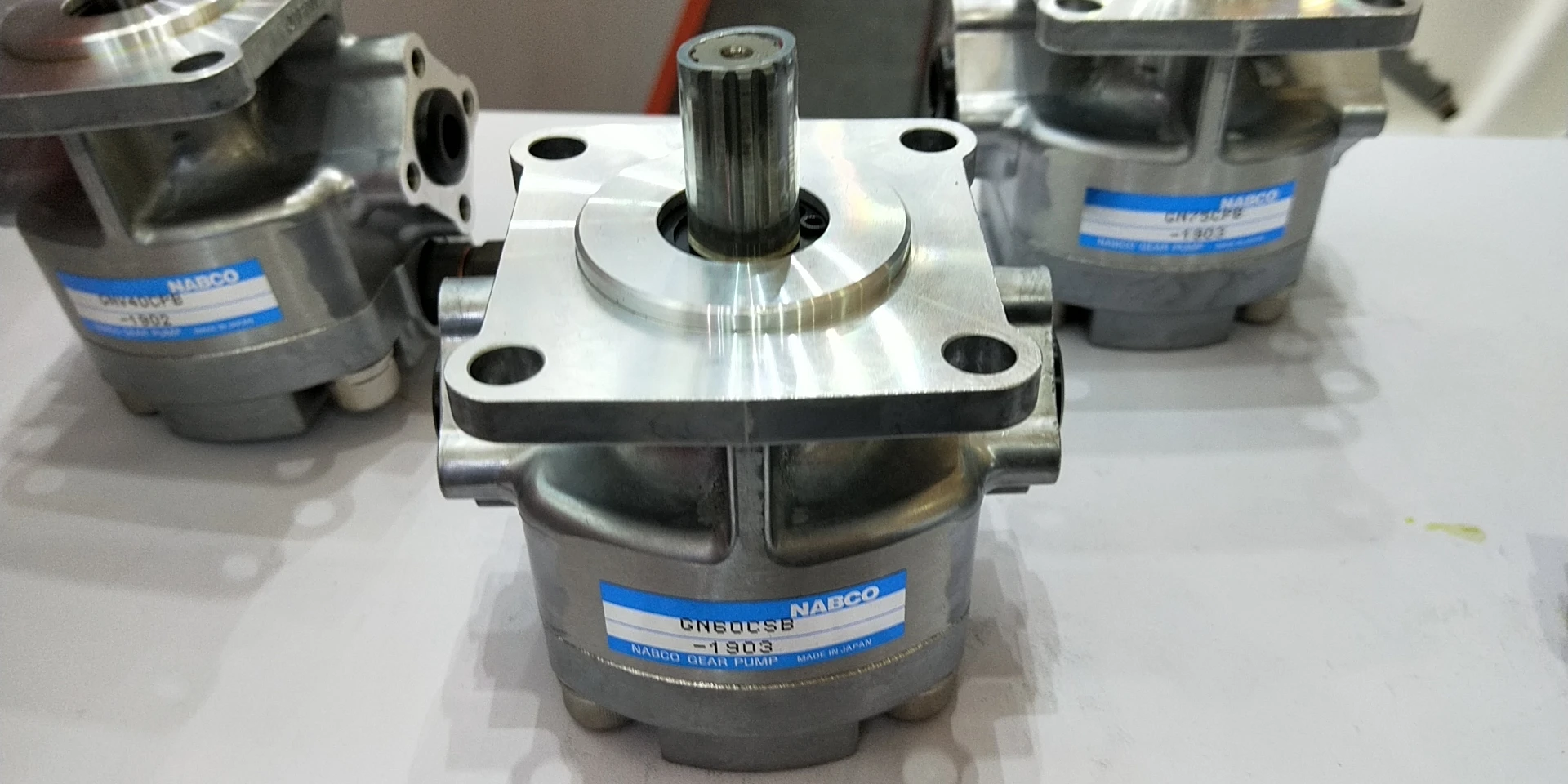 

NABCO Gear pump GN60CSB-1903 NABCO OEAR PUMP MADE IN JAPAN