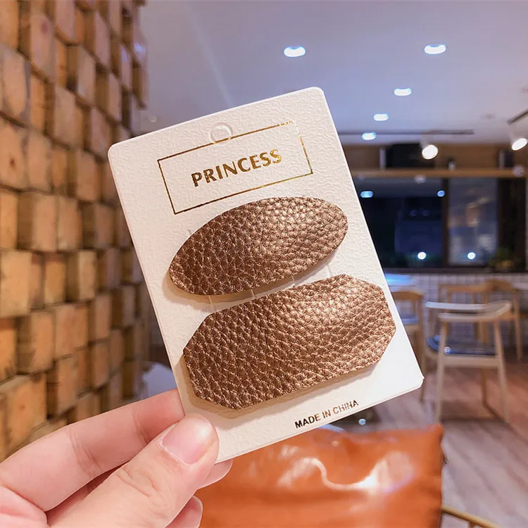 12061995526_1821046090