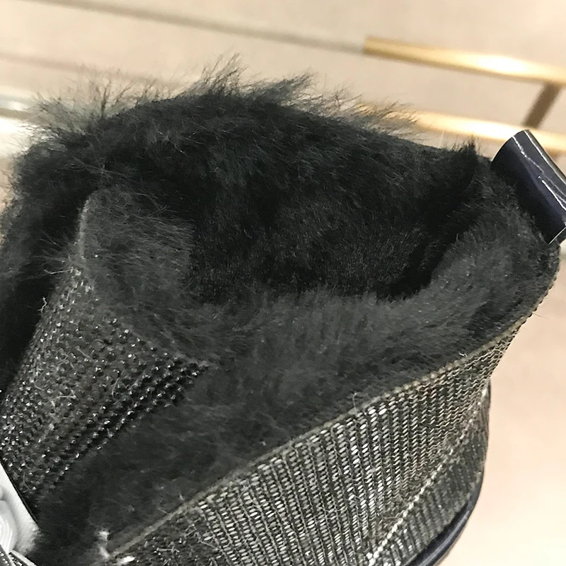 Новые Роскошные Блестящие Зимние сапоги со стразами, теплый плюшевый меховой мячик, бант, без шнуровки, на плоской подошве, удобные, черные, серебристые, шикарные зимние сапоги