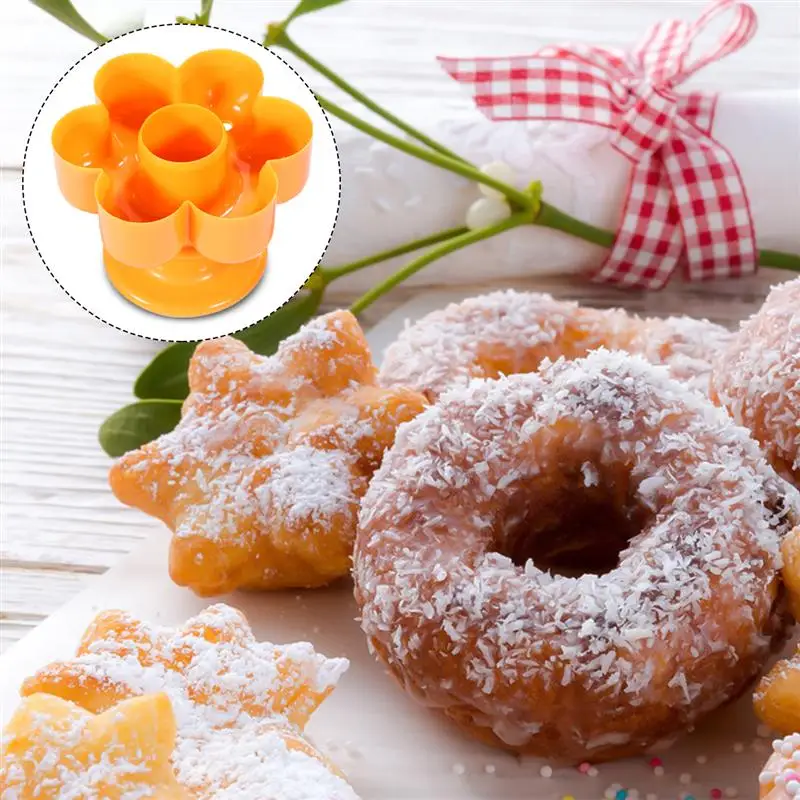 4Pcs Plastic Donuts Molds Creative Baking Tool Set Bakewares for Bakery (Yellow)