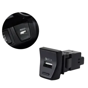 Image 3 - 1 adet araba orta kontrol pozisyonu USB şarj aleti QC 3.0 hızlı şarj için RAV4 Wildlander 2020