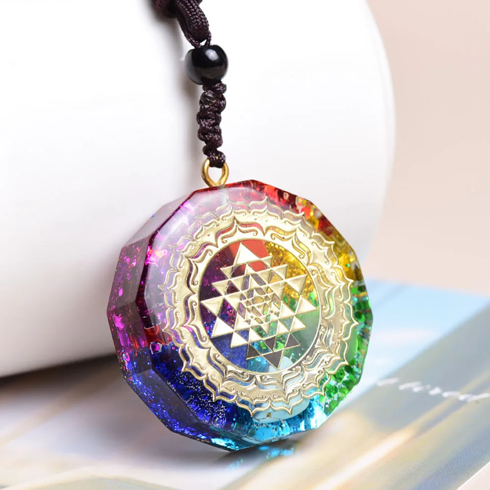Natural 7 Chakra Orgonite Energy Om Symbol Crystal Pendant for Reiki Healing Stone Handmade Relaxation Meditation Yoga Jewelry