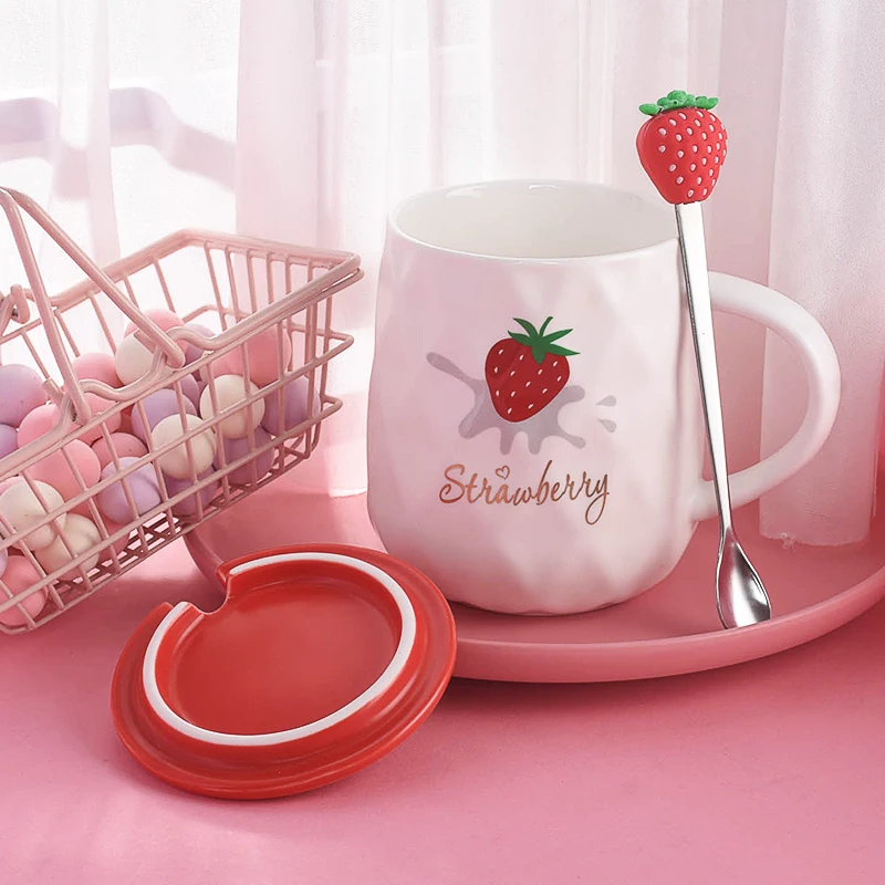 ins tazas de ceramica creativas coffee cup cute mug lovely cups and mugs caneca criativa Strawberry With Lid valentines day gift
