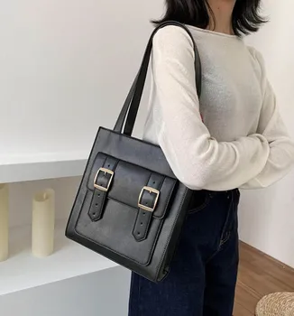 

2020 New Single Shoulder Briefcase Fashion Trend Joker Women's High-capacity Portable Retro Minimalist Bag