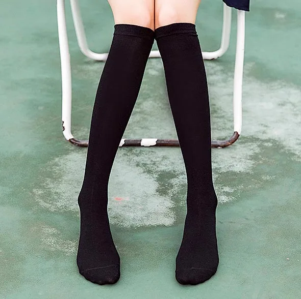 Doki Literature Club Monika cosplay Sayori Yuri Natsuki Косплей Костюм Школьная форма для девочек Женский Игровой костюм полный комплект - Цвет: 1 pair of socks