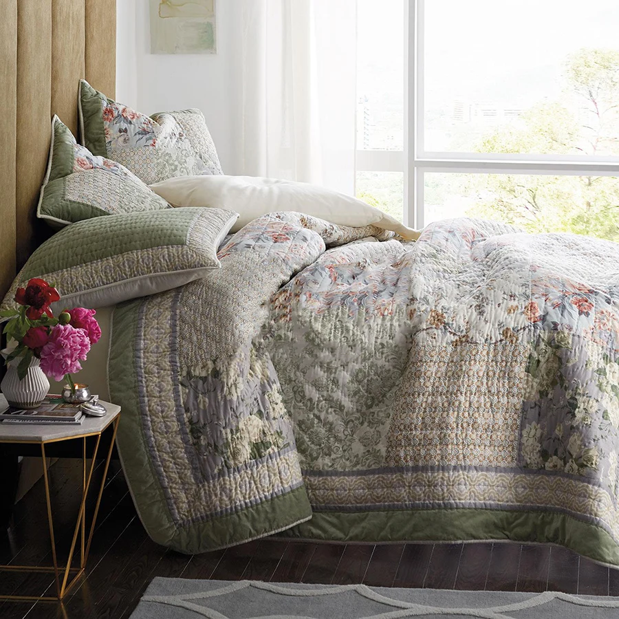 12131269679_588954534