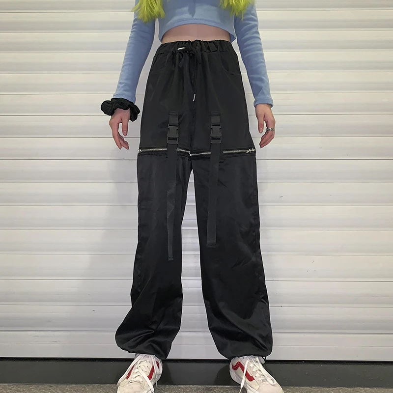 Черный HEYounGIRL Harajuku Свободные черные женские брюки-Карго повседневные Хип-хоп брюки капри мешковатые свитшоты брюки с пряжкой уличная одежда - Цвет: Черный