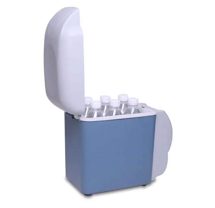 Compact 7.5L mini car refrigerator2