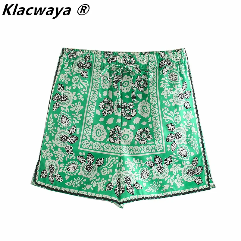 

Klacwaya Women 2021 Chic Fashion Side Pockets Floral Print Shorts Vintage High Elastic Waist Drawstring Female Short Pants Mujer