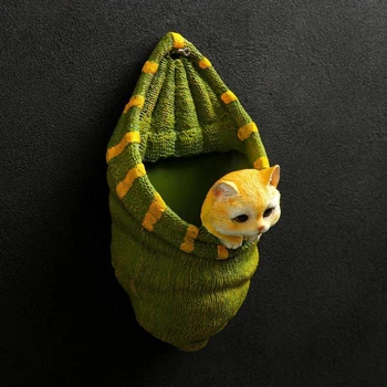 

Figured kashpo "kitten in a bag" 14 х14х27см 5155090