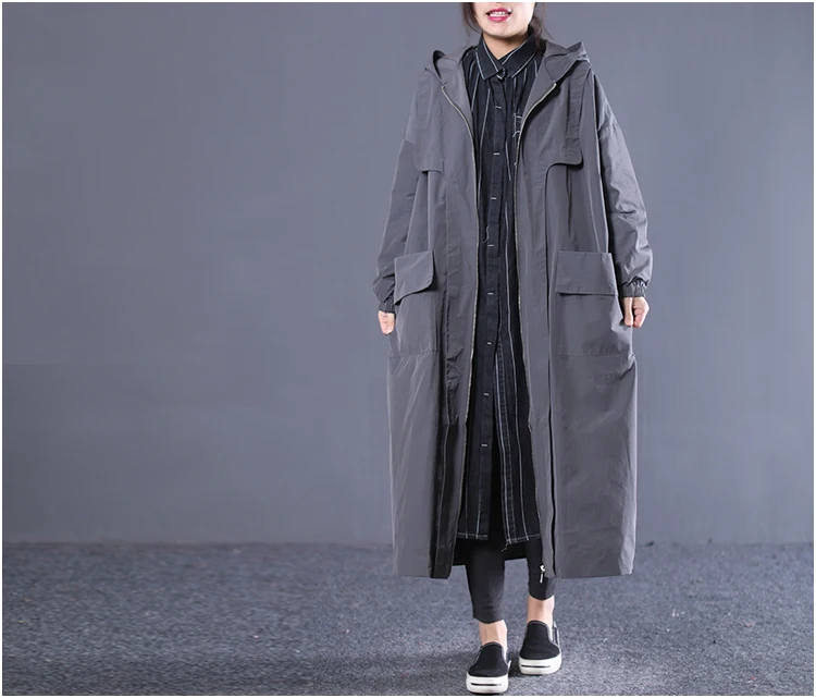 New plus size thin windbreaker coat Women Spring Autumn Plus Size Loose Hooded Female Windbreaker Korean Casual Outerwear