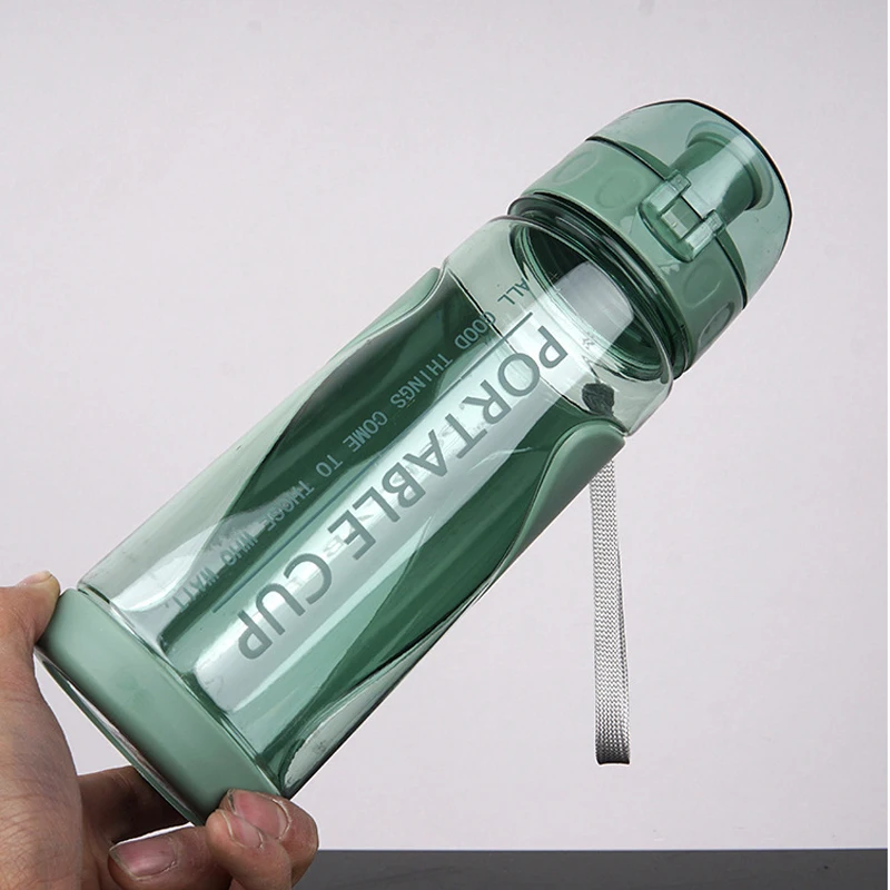 

New570ml Fashion Sports Space Cup Portable Plastic High Temperature Resistant Outdoor Creative Adult Student Portable Gift Mugs