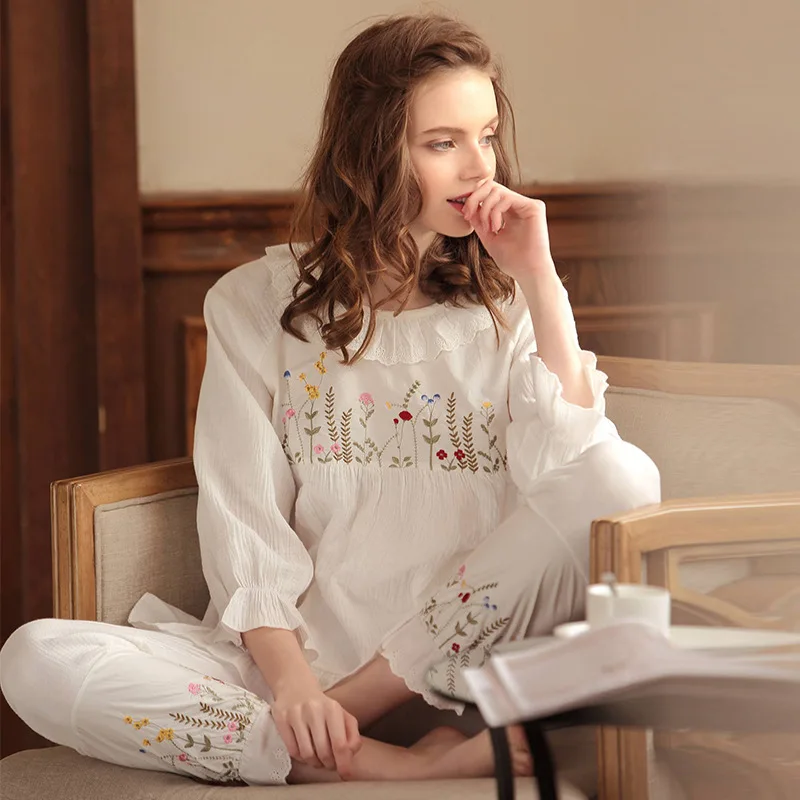 Осенний пижамный комплект винтажная Хлопковая пижама Женская Вышивка с длинными рукавами Пижама женская белая ночная одежда домашний костюм комплект для отдыха