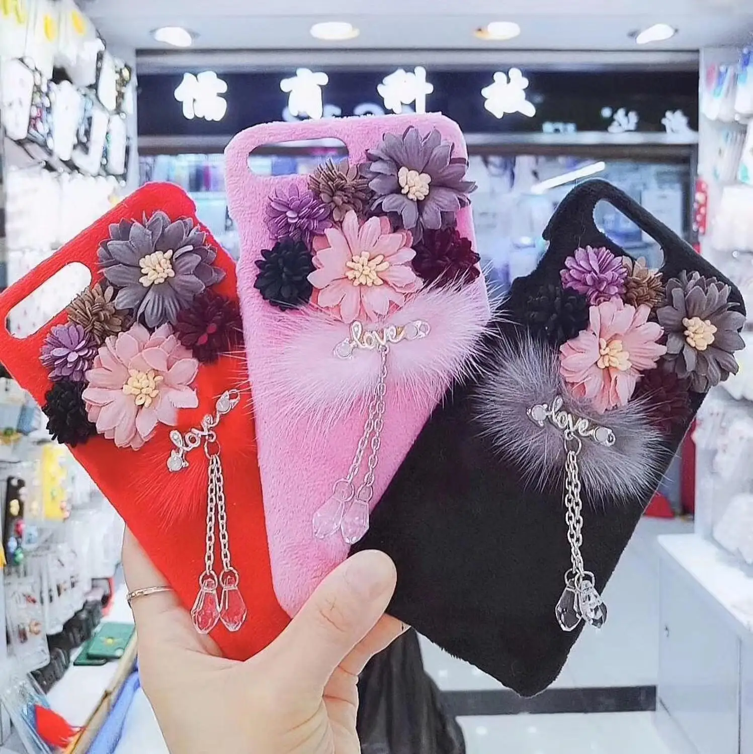 

Luxury 3D Flower pearl crystal fluffy phone case for iphone x xs max xr 7 6 6s 8 plus warm cloth winter cover diy