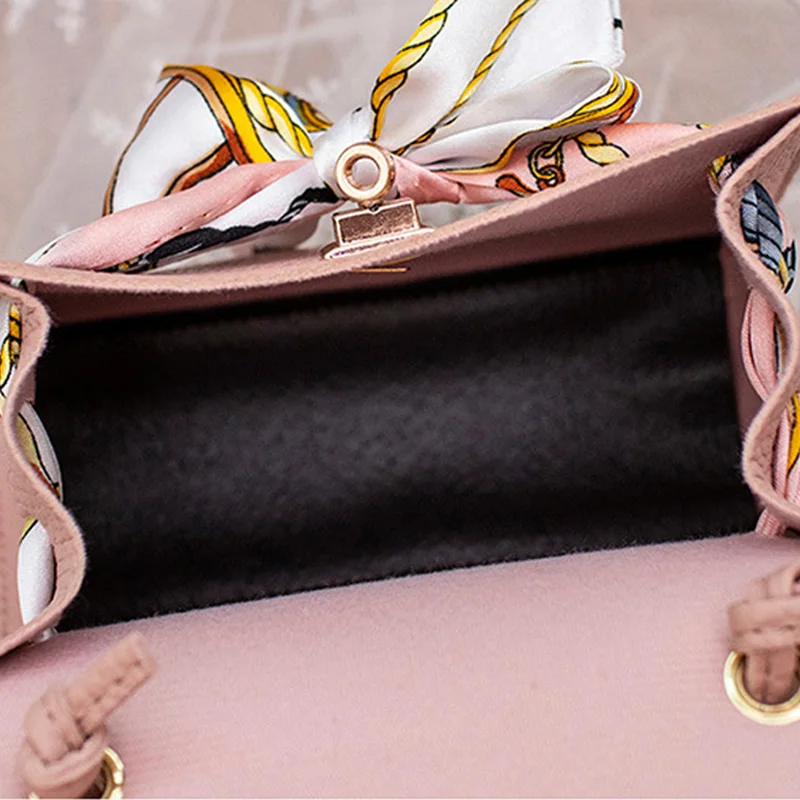 Women Elegant Scarf Handbag Ladies Casual Shoulder Messenger Bag Female Lock Crossbody Small Flap Bags Designer Handbags SS0423 (11)