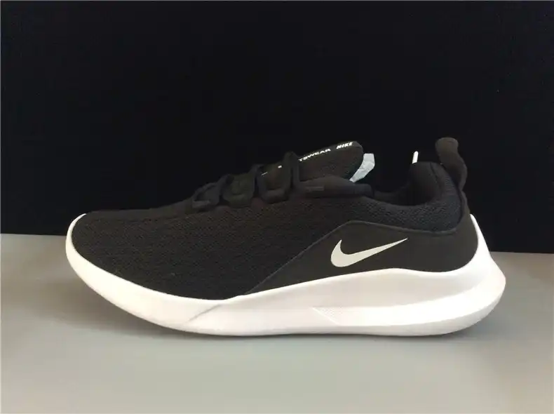 nike tanjun non slip