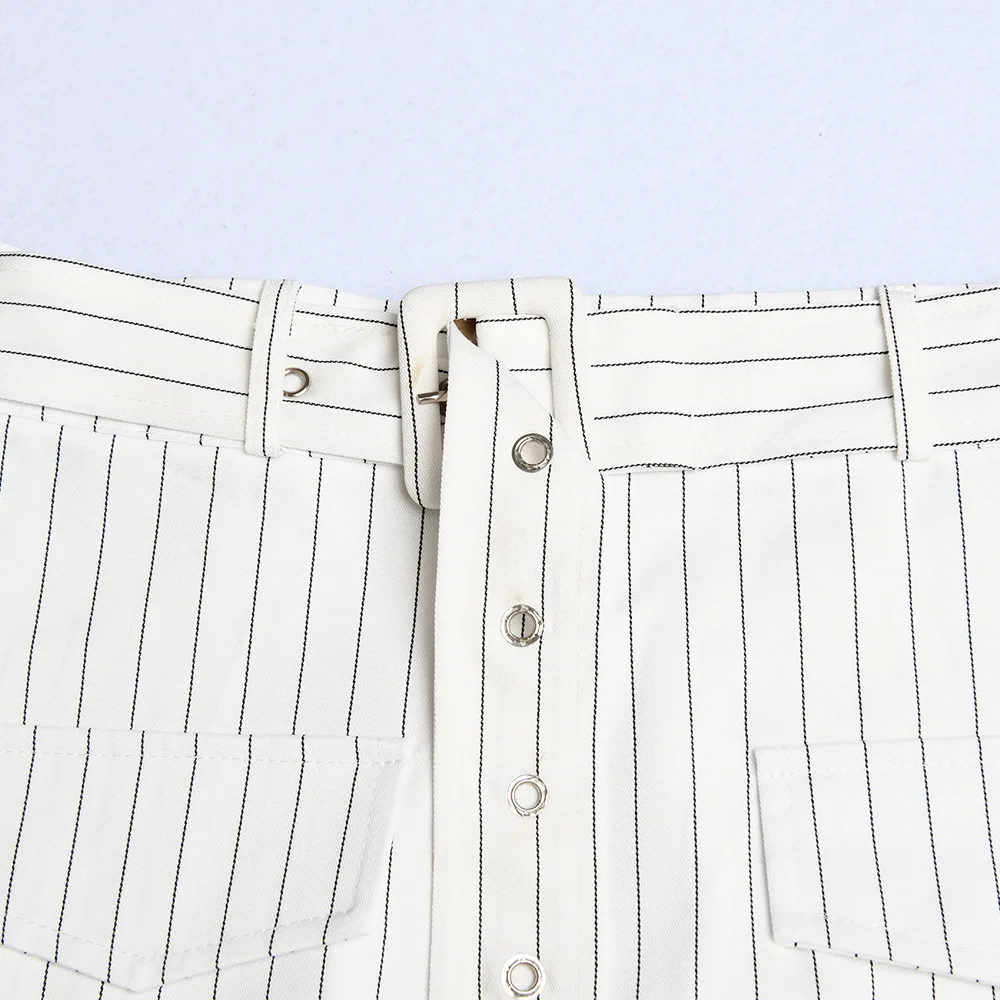 11663227589_2020384570