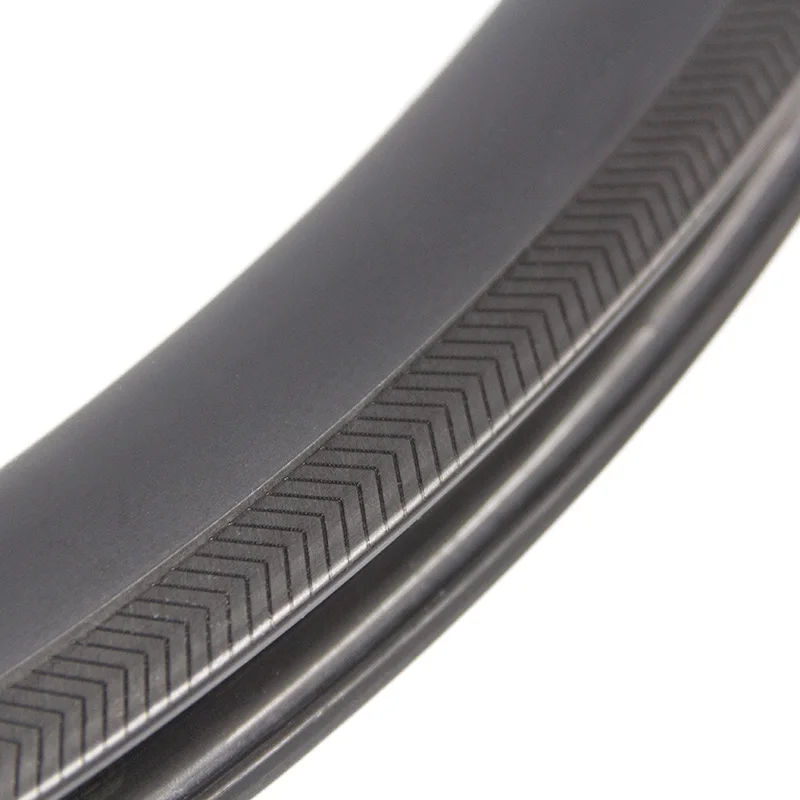 Дешевые Высококачественные 25 мм шириной 38 мм глубокой специальной тормозной поверхности из углеродного волокна 700C шоссейные велосипедные трубчатые диски