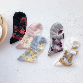 

Cute Breathable Ultra Thin Socks Summer Women Transparent Nylon Silk Little Daisy Flower Girls Elastic Short Socks Female Girls