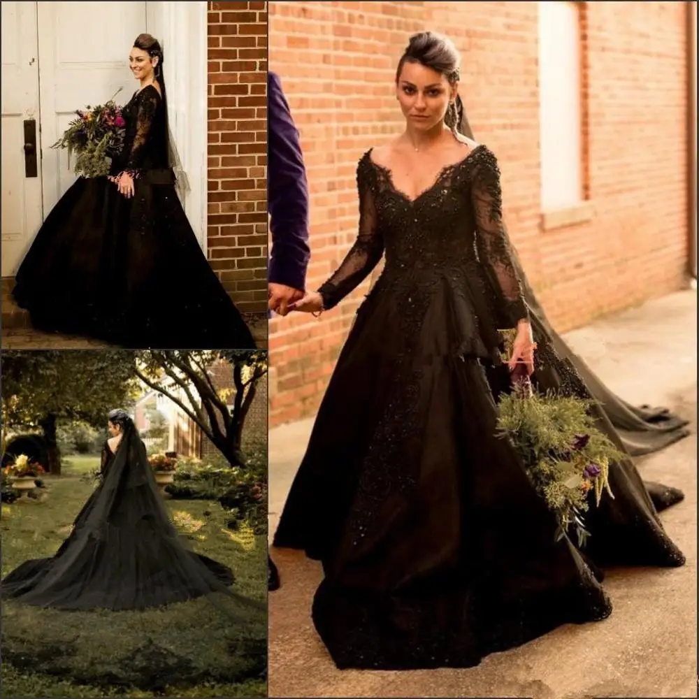 

Exquisite Gothic Black V-Neck Wedding Dresses lace Applique 2020 Long Sleeve African Plus Size robe de mariee Bridal Ball Gowns